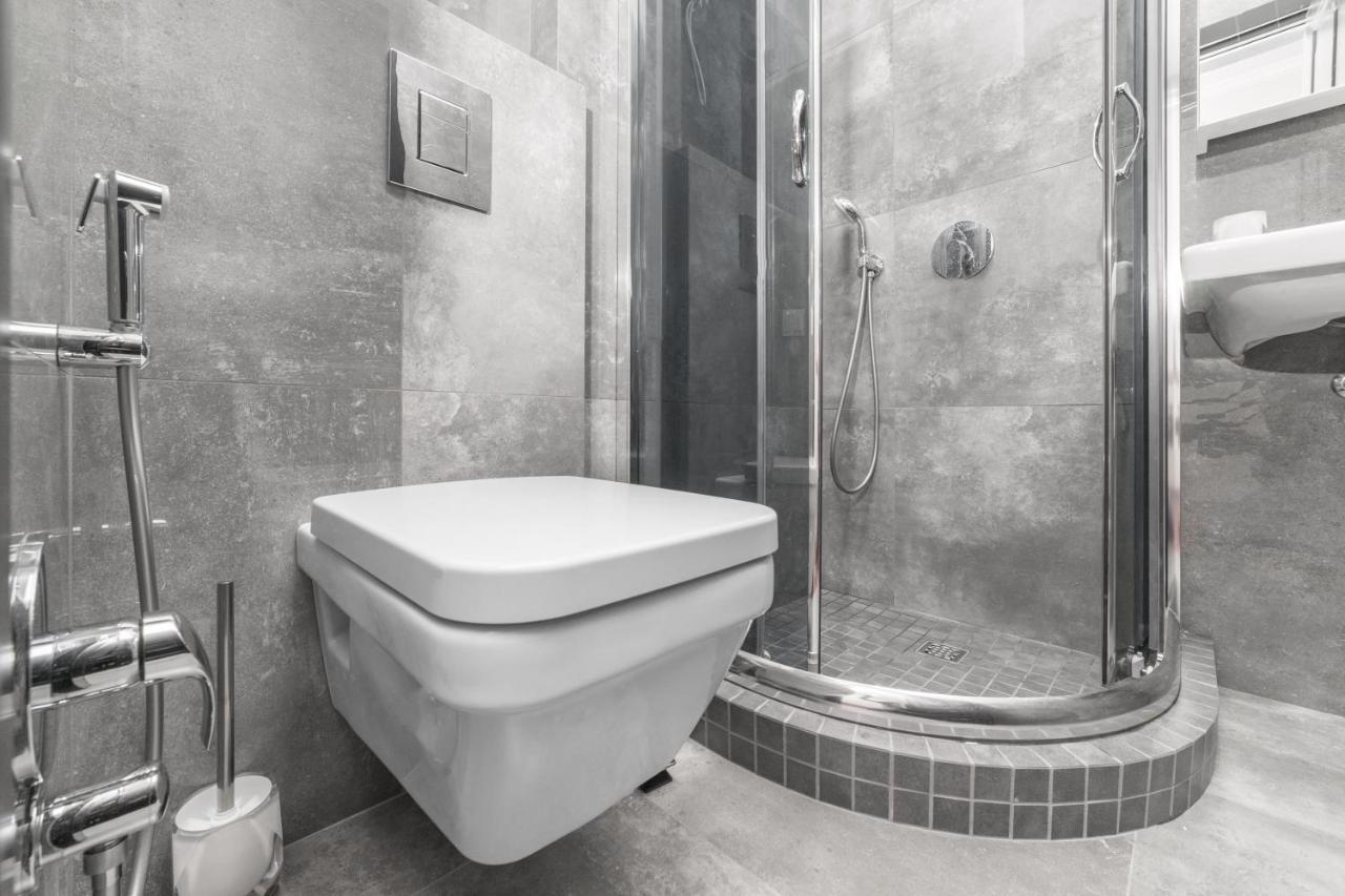 Apart Hotel D'Monica أوديسا المظهر الخارجي الصورة